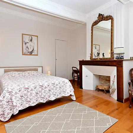 度假居 Maison L'arenoulat