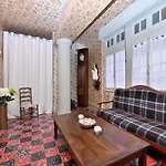 Maison L'arenoulat Tatil Evi