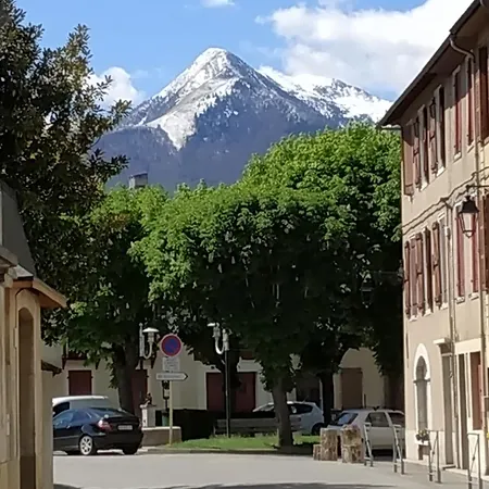 Holiday home Maison L'arenoulat *